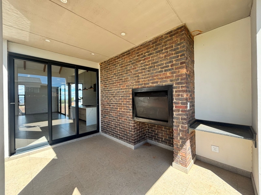 To Let 3 Bedroom Property for Rent in Helderzicht Eco Estate North West